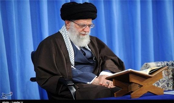 اهدای قرآن یادبود از امام خامنه‌ای به خانواده‌ شهید ماموستا عالی در کردستان + تصویر