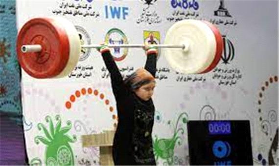 نفرات برتر مسابقات وزنه‌برداری دختران اردبیل