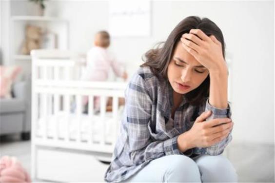 کمبود کدام ویتامین باعث افسردگی و استرس میشود؟ + غذاهای مفید