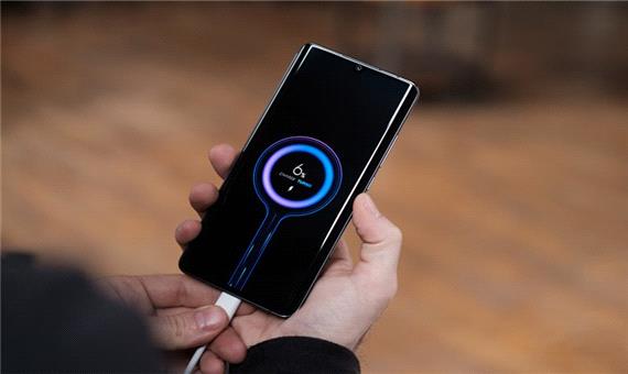 یک شرکت چینی در حال تولید آزمایشی شارژ 240 واتی برای گوشی‌های هوشمند است