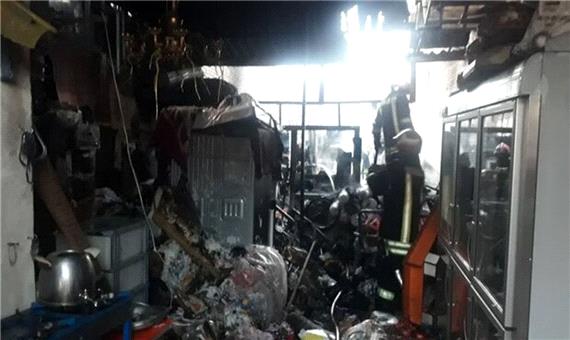 آتش‌ سوزی خسارت‌ بار در خیابان دامپزشکی اردبیل
