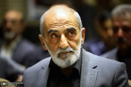 ابراز ناراحتی حسین شریعتمداری از بی‌توجهی مسئولین کشور به پیشنهادش برای بستن تنگه هرمز/ چرا مسخره‌ام می‌کنید؟