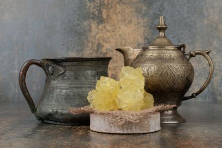 خواص دمنوش عناب و گل محمدی | بررسی ۶ مورد از خواص این دمنوش جادویی