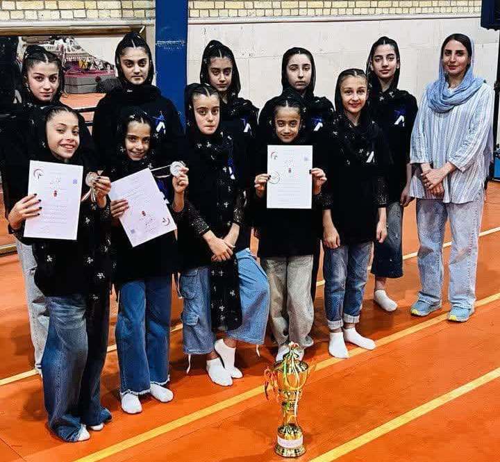 پیام آذری