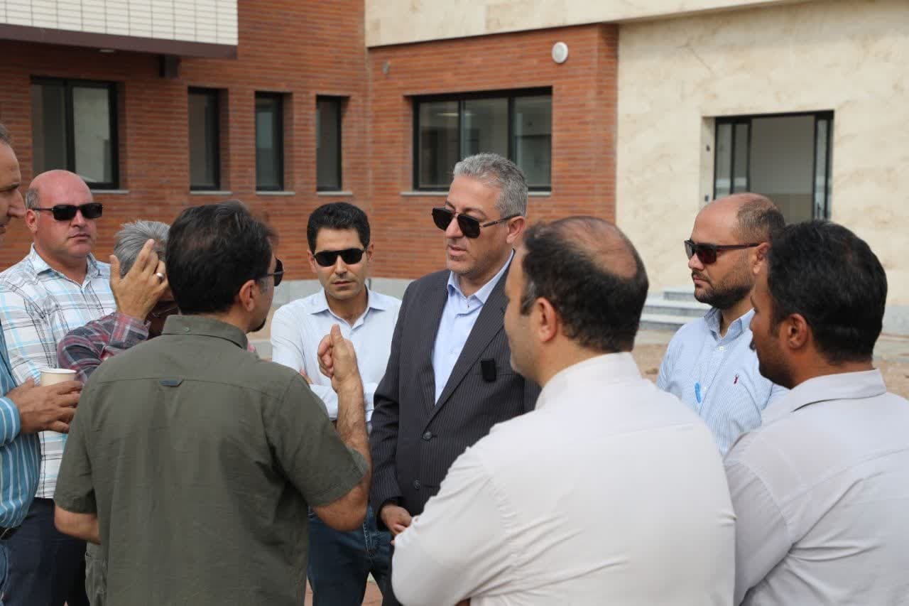 بهره‌برداری از مجتمع اداری شهرستان باروق همزمان با هفته دولت سال جاری