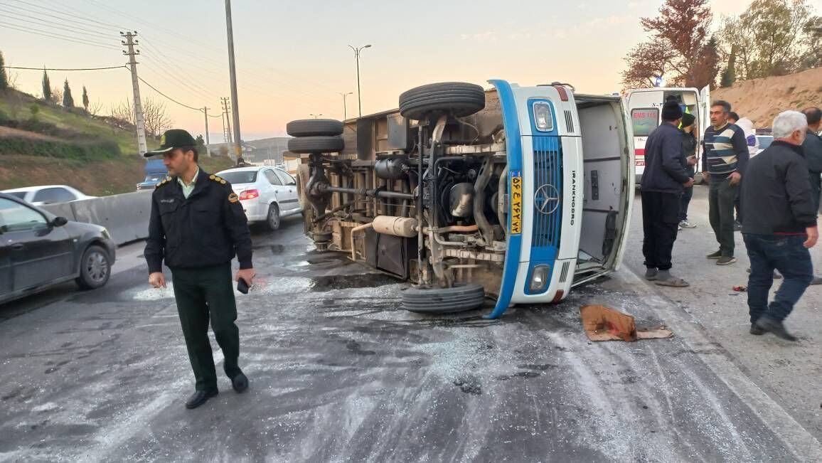 حادثه رانندگی در پارس‌آباد ۲۶ مصدوم و یک فوتی برجا گذاشت