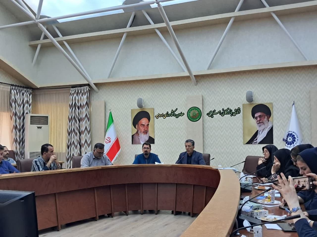 پیام آذری