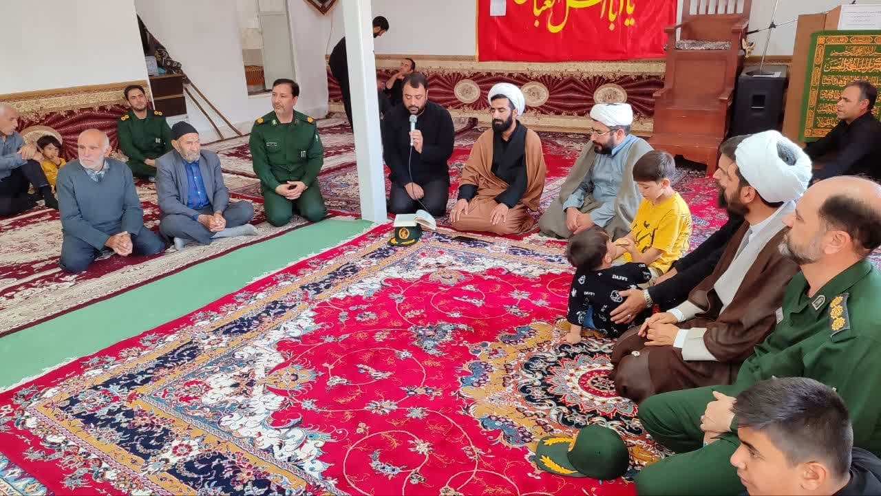پیام آذری