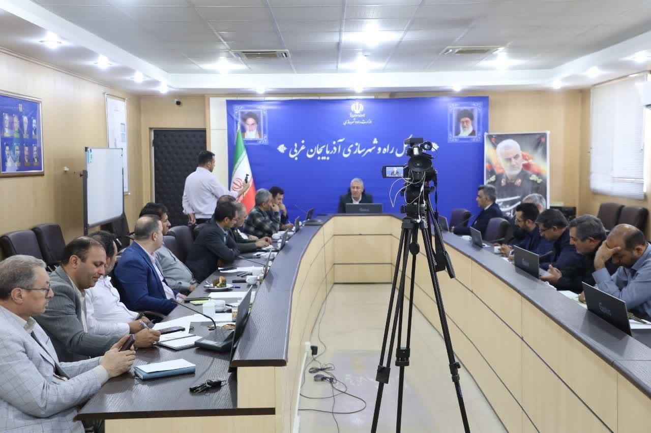 پیام آذری