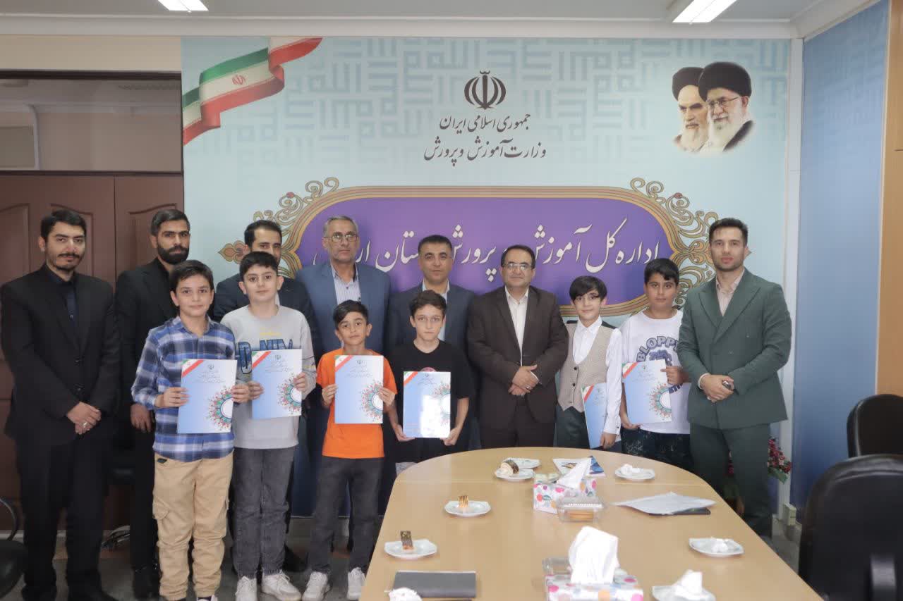 پیام آذری