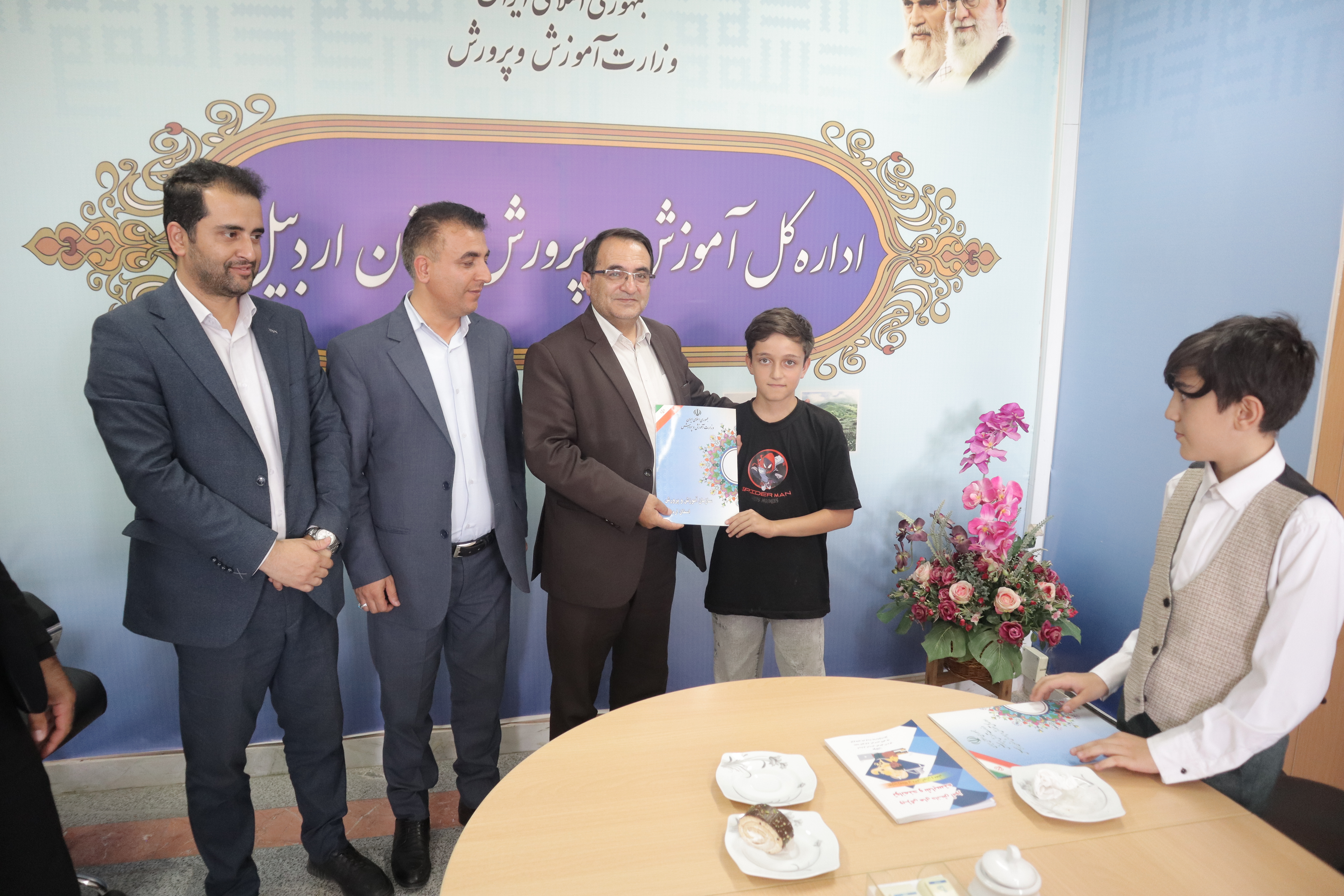 پیام آذری