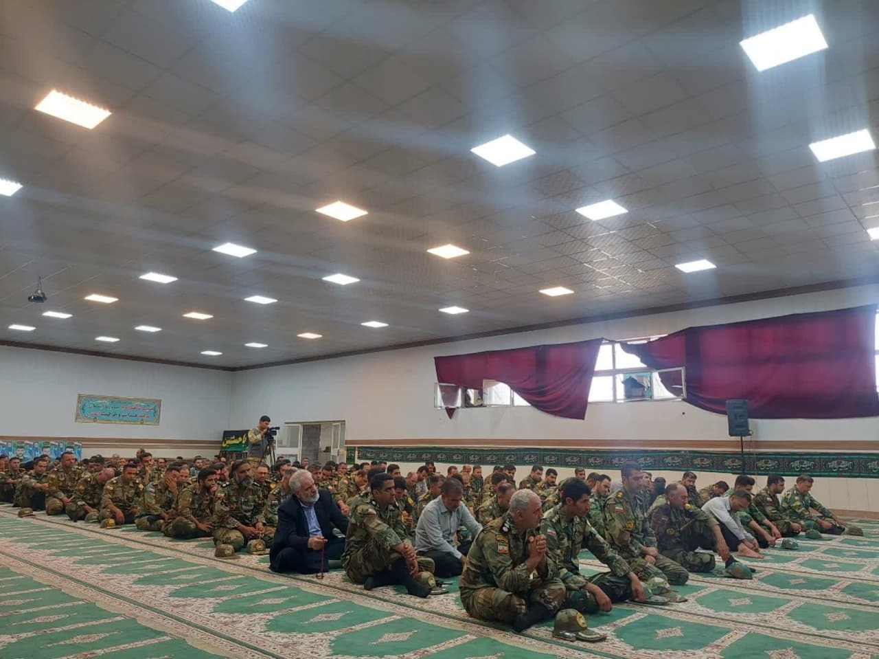 پیام آذری