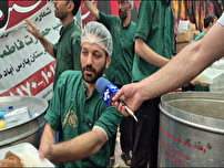 خدمات رسانی قشرهای مختلف مردم در موکب های اربعین