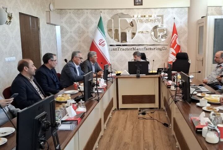 امضای تفاهم‌نامه سه‌جانبه درآمد پایدار برای دهیاری‌های آذربایجان شرقی