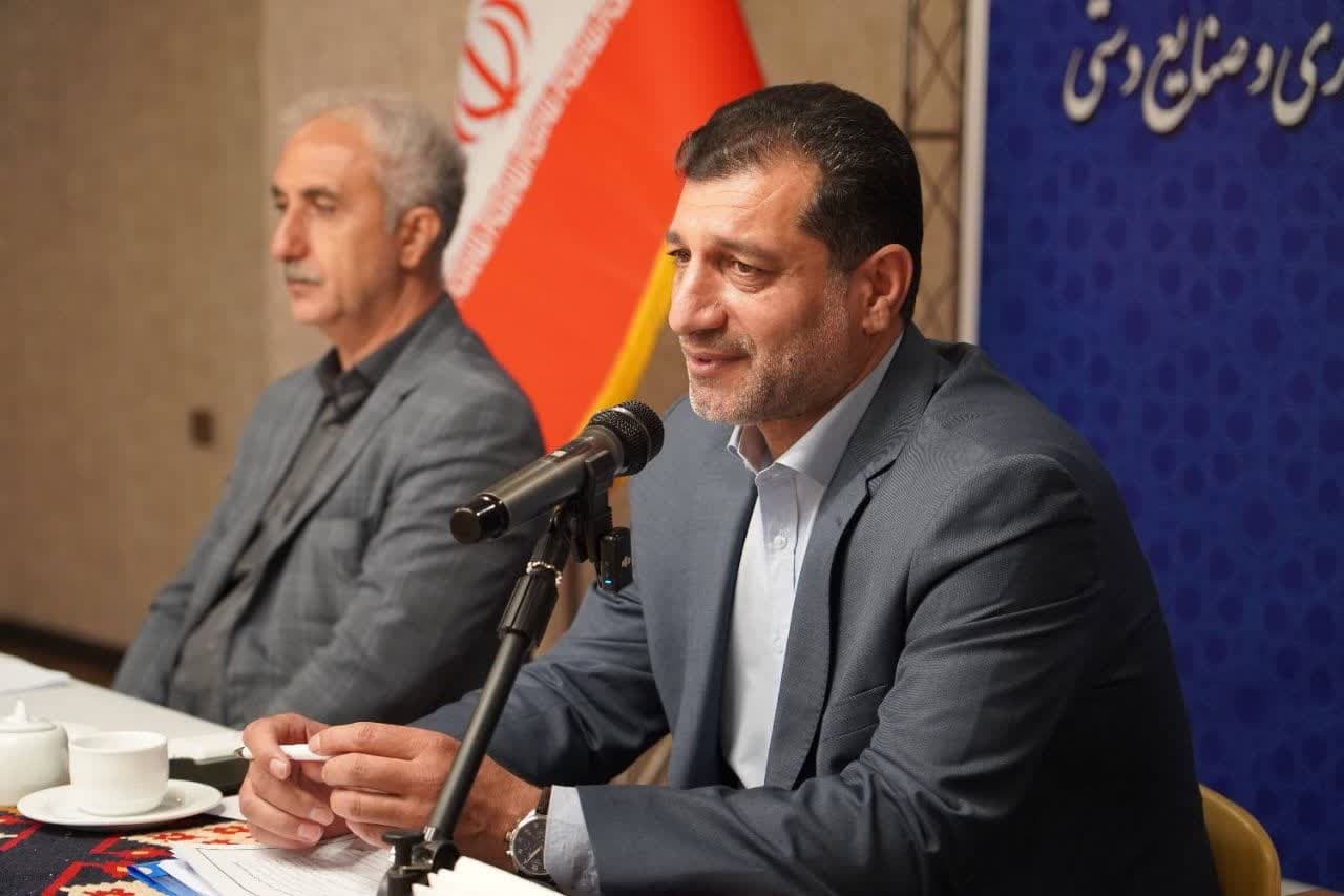 پیام آذری