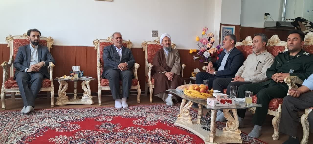 پیام آذری