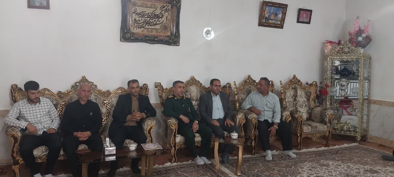 پیام آذری