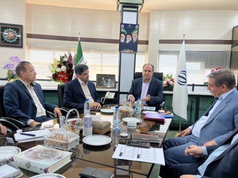 پیام آذری