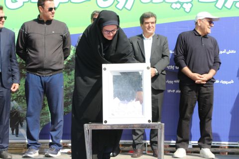 پیام آذری