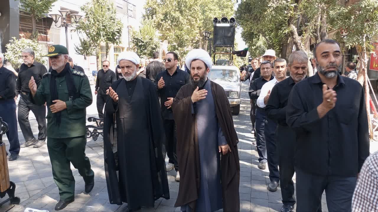پیام آذری