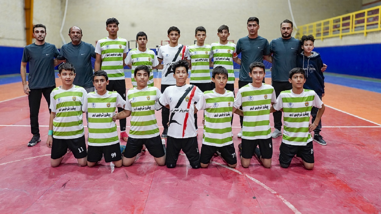 پیام آذری