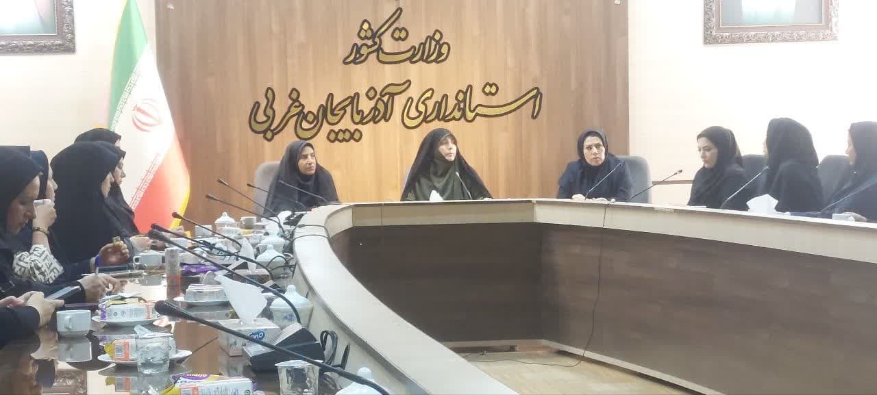 پیام آذری