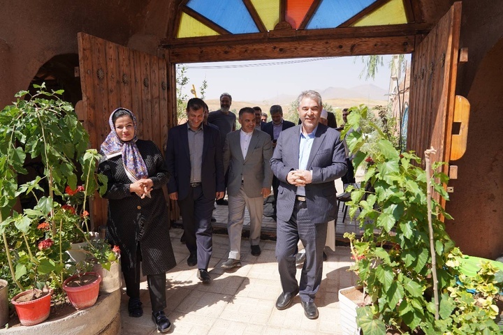 پیام آذری