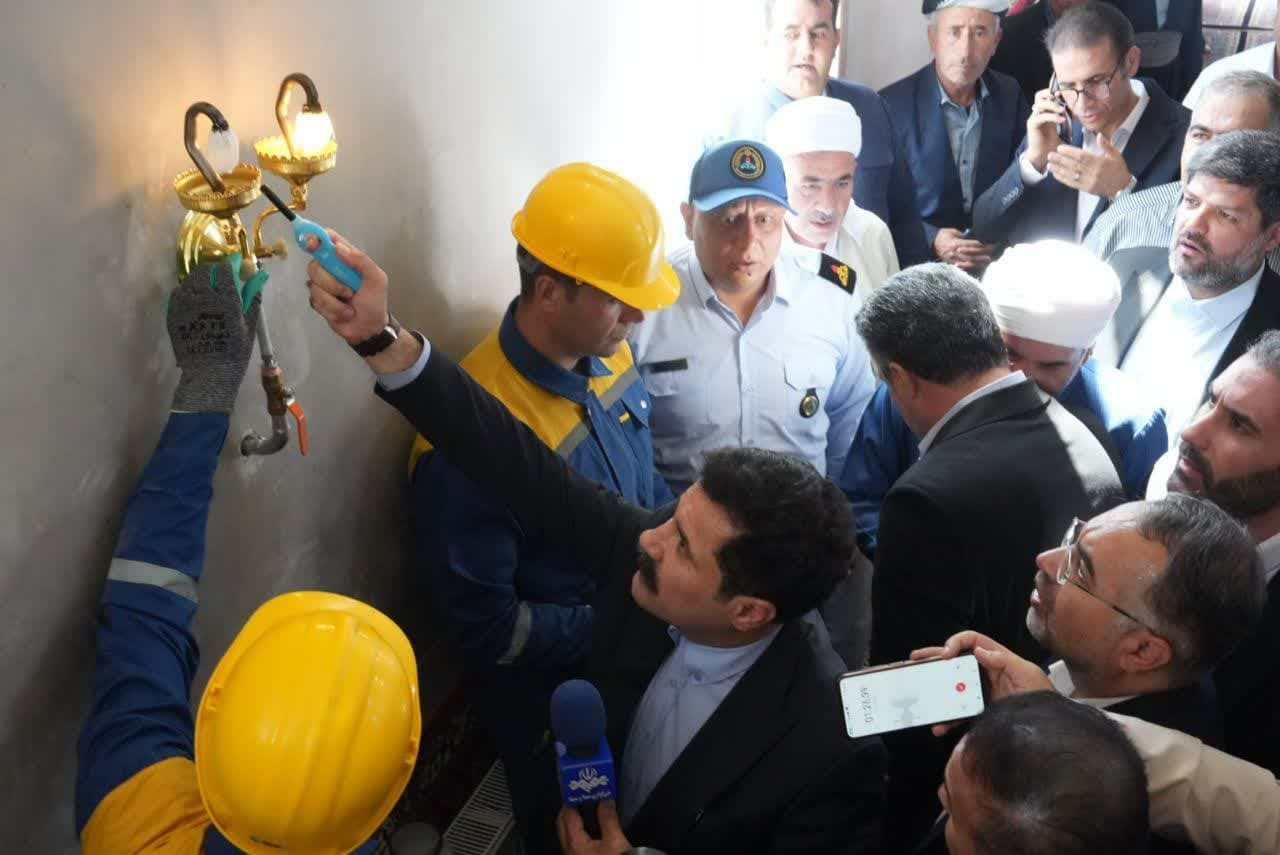 پیام آذری