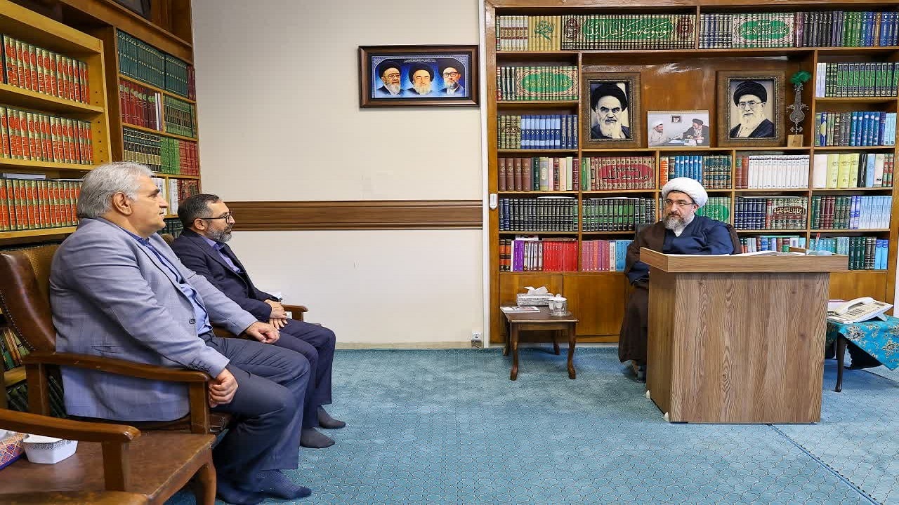 پیام آذری