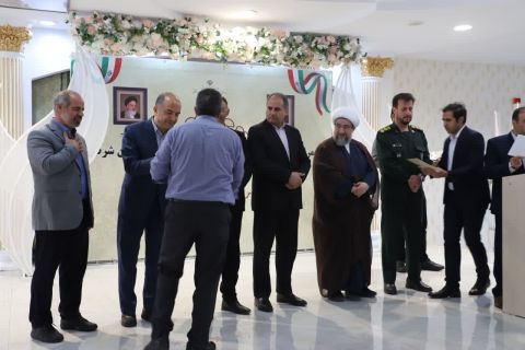 پیام آذری