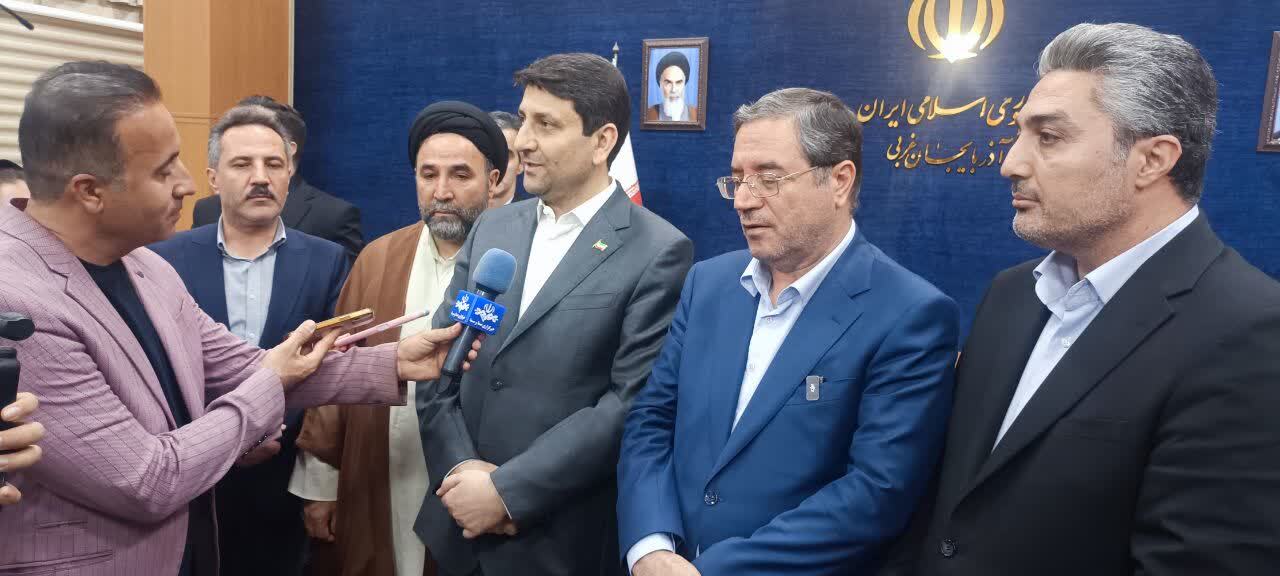 پیام آذری