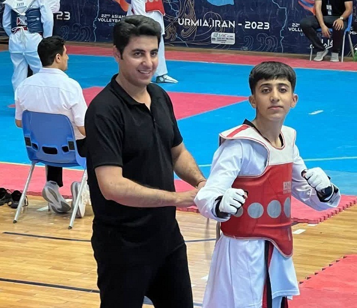 پیام آذری