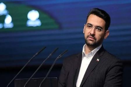 واکنش آذری جهرمی به طرح خروج از NPT در مجلس: صلاحیت قانونی ندارند