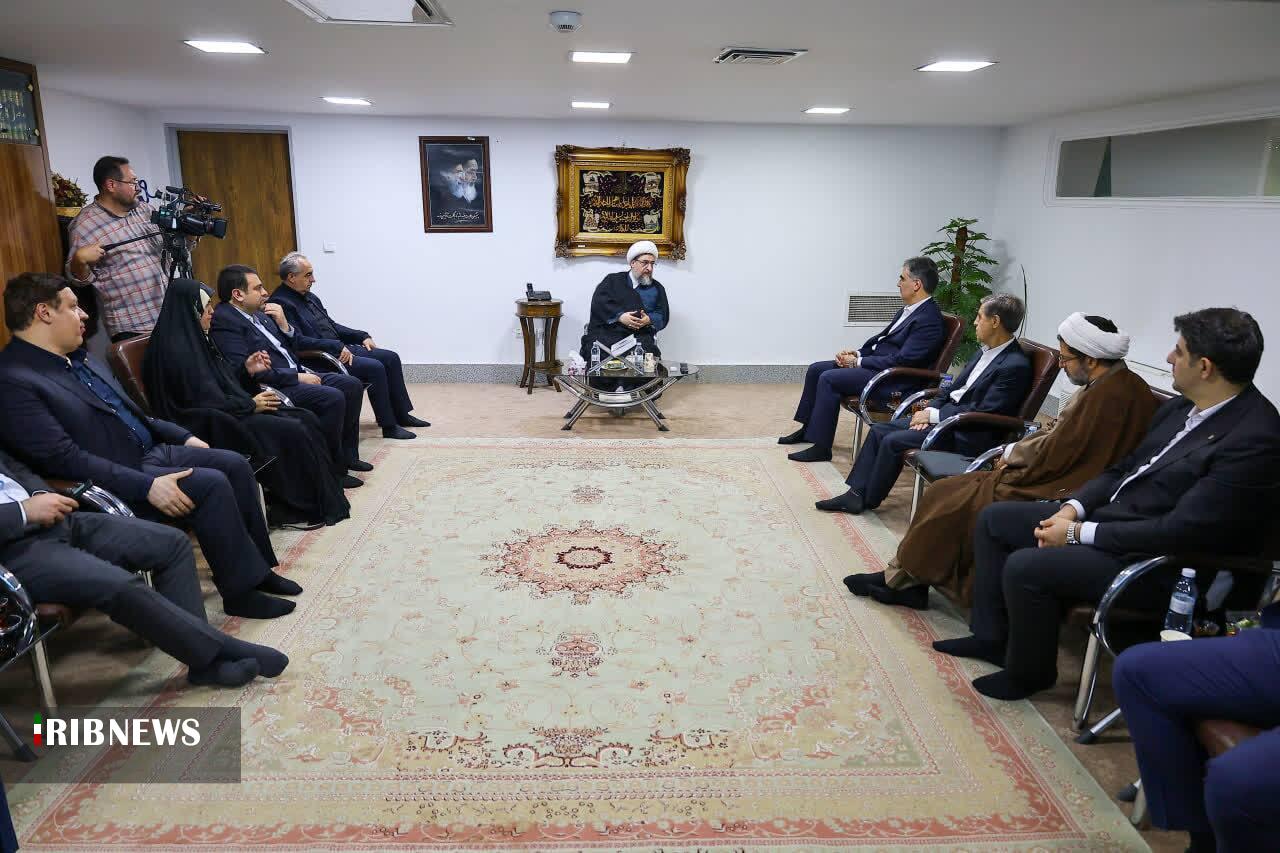 پیام آذری