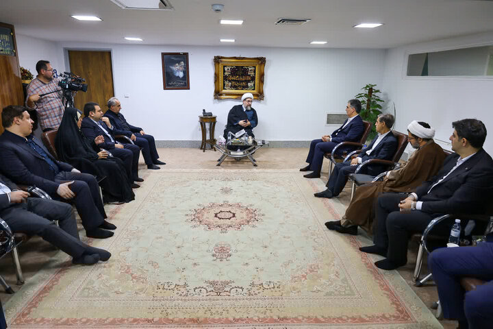 پیام آذری