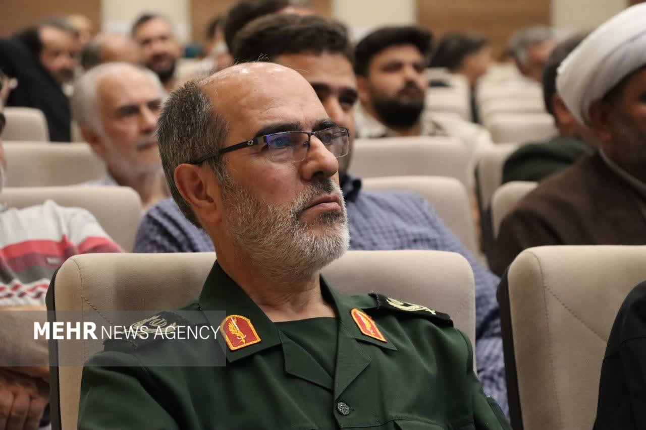 پیام آذری