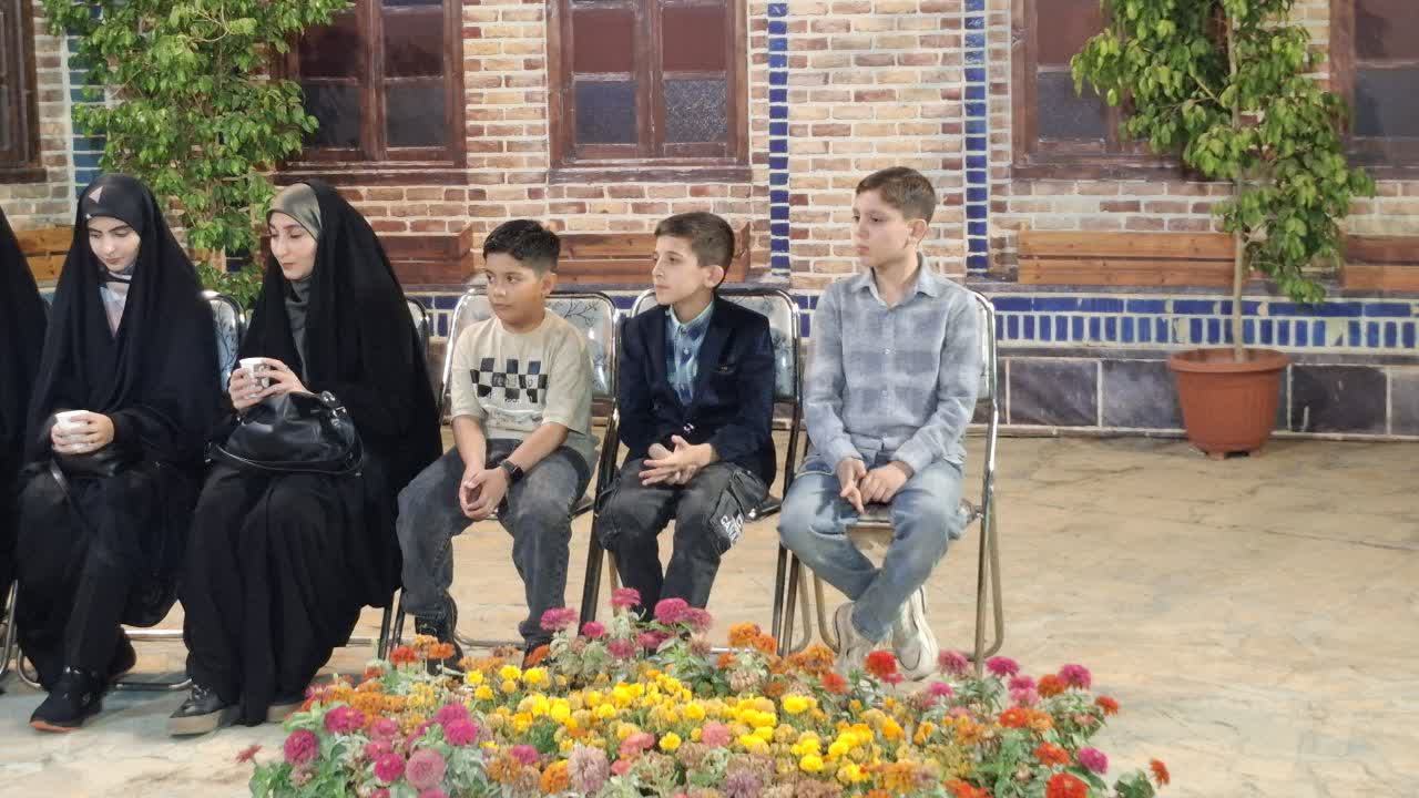 پیام آذری