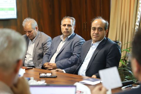 پیام آذری