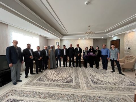 پیام آذری