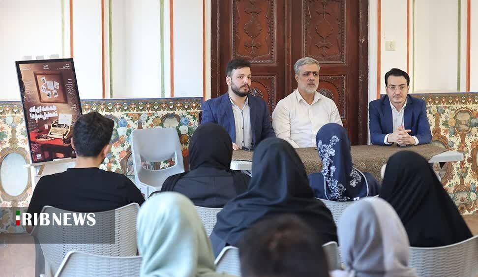 پیام آذری