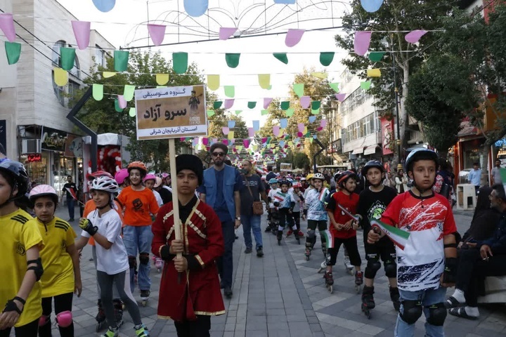 پیام آذری
