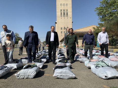 توزیع ۲۶۷۳ بسته نوشت‌افزار در قالب پویش مهر علوی میان دانش‌آموزان آذربایجان شرقی