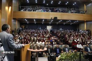 پیام آذری