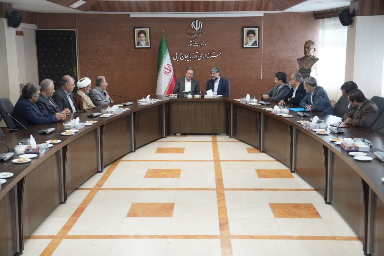 پیام آذری