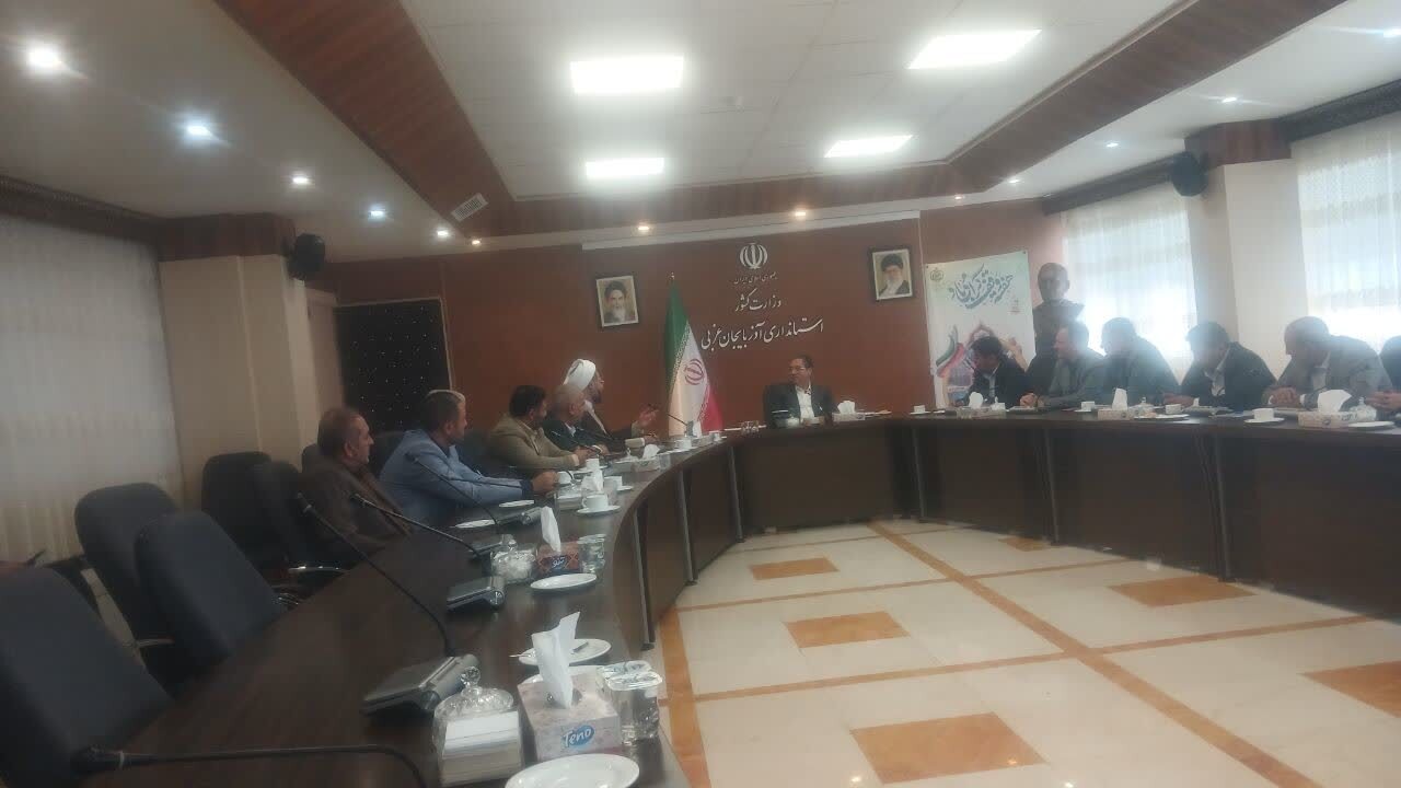 پیام آذری