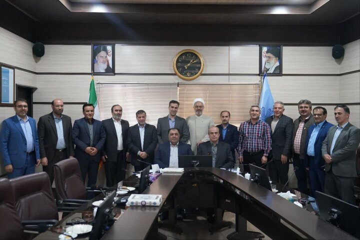 آزادگان برگ زرین تاریخ ایران هستند