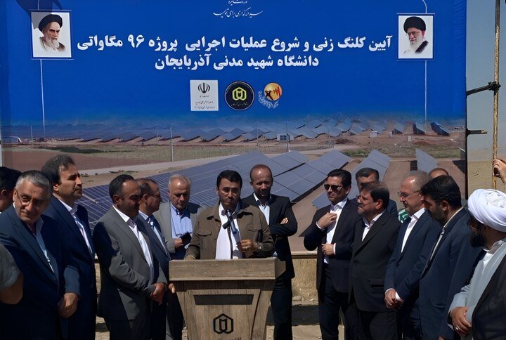 متفکرآزاد: آذربایجان از بهترین نقاط کشور برای نیروگاه خورشیدی است