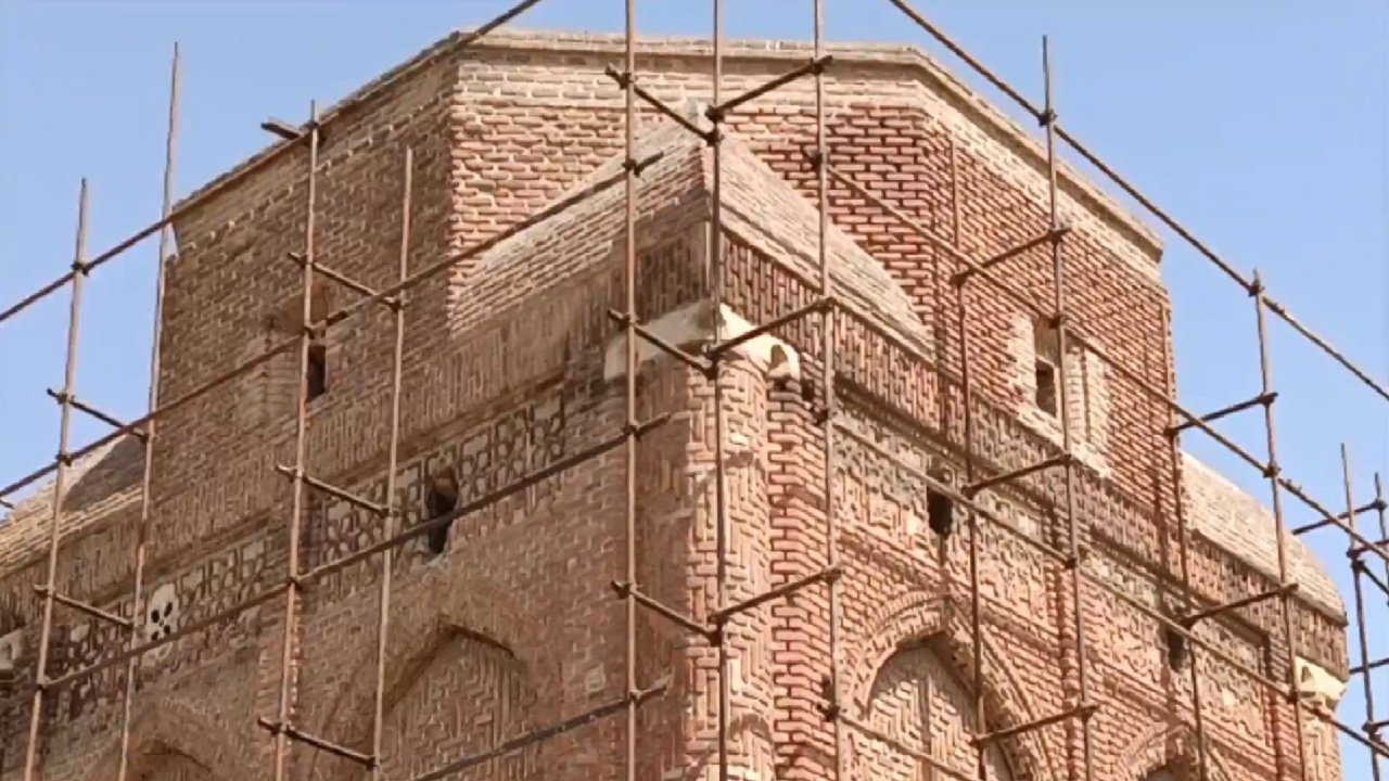 پیام آذری