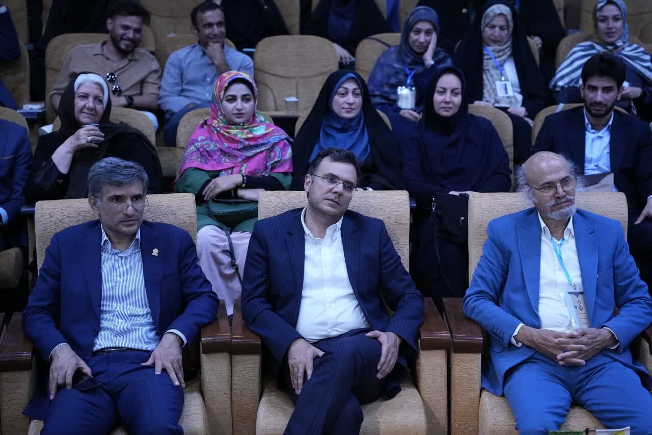 پیام آذری