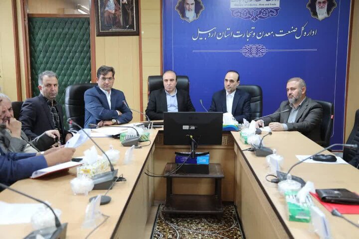 تأکید بر نقش محوری مدیران اجرایی در رفع موانع تولید در استان اردبیل